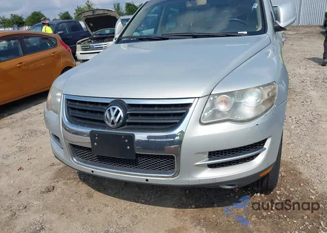 2008 Volkswagen Touareg 2 Vr6 Fsi из США, поврежденный, VIN WVGBE77L28D030412